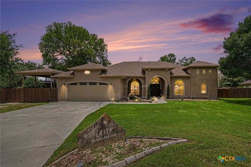 233 Meadowlark Ln, McQueeney, TX, 78123-3238 | Card Image