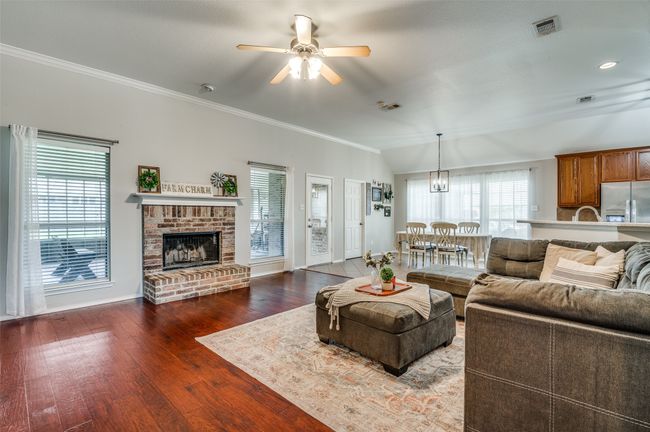1730 Vista Ridge Dr W, House other with 3 bedrooms, 2 bathrooms and null parking in Midlothian TX | Image 13