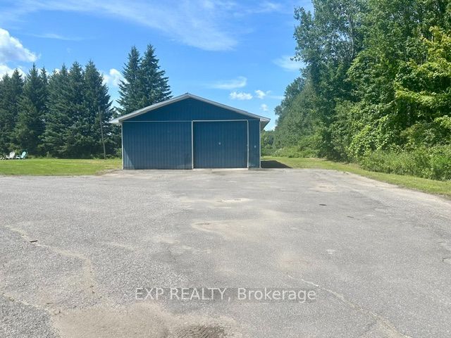Residential in Greely - Metcalfe - Osgoode - Vernon and Area 3