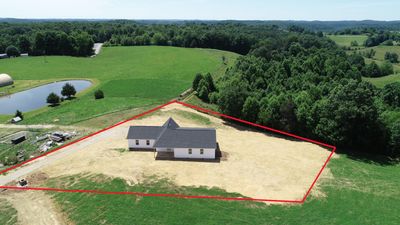 65 Castle Hill Road, House other with 3 bedrooms, 2 bathrooms and null parking in East Bernstadt KY | Image 1