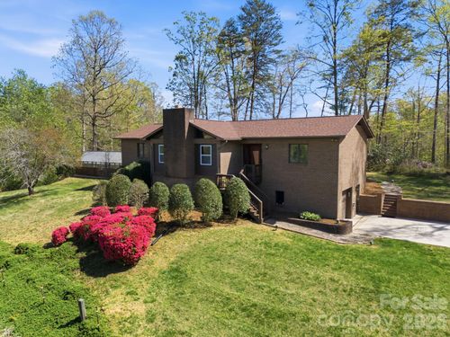 573 & 577 Randolph Road, Marion, NC, 28752 | Card Image