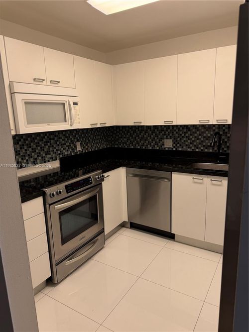 apt-923-7925 Sw 86th St, Miami, FL, 33143-7019 | Card Image