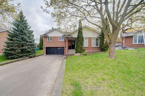 12 Lynn Cres, Cannington, ON, L0E1E0 | Card Image