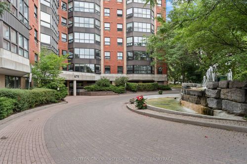 311-675 Davis Dr, Kingston, ON, K7M8L5 | Card Image