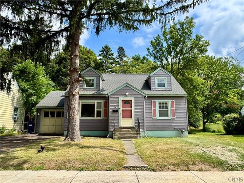 141 East Ave, Syracuse, NY, 13224-1512 | Card Image