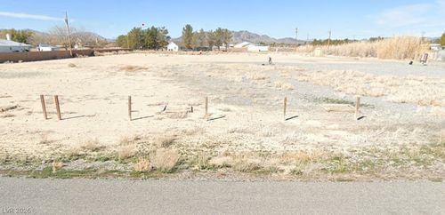 1940 Ming Tree Ln, Pahrump, NV, 89060-3771 | Card Image