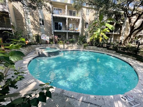 apt-110-3018 S 1st St, Austin, TX, 78704-6303 | Card Image
