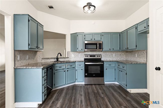 4906 Topsey Dr, House other with 4 bedrooms, 2 bathrooms and null parking in Killeen TX | Image 7