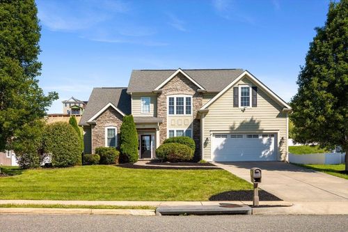 239 Windsor Dr, FISHERSVILLE, VA, 22939-2166 | Card Image