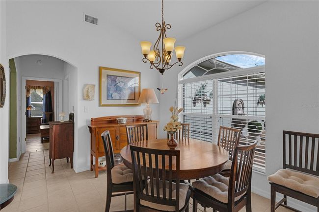 Living Room | Image 18