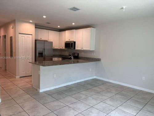 1-440 Nw 11th Ave, Florida City, FL, 33034-3456 | Card Image