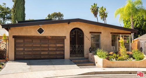 16141 Bayberry Pl, Sherman Oaks, CA, 91403-4711 | Card Image