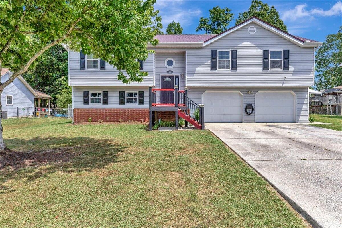 Brookvale Ter, Rossville, GA 30741