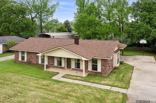 37168 Sue St, Geismar, LA, 70734-3018 | Card Image