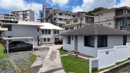 a-1044 Green St, Honolulu, HI, 96822-3617 | Card Image
