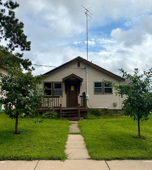 40 31st Ave N, Saint Cloud, MN, 56303-4132 | Card Image