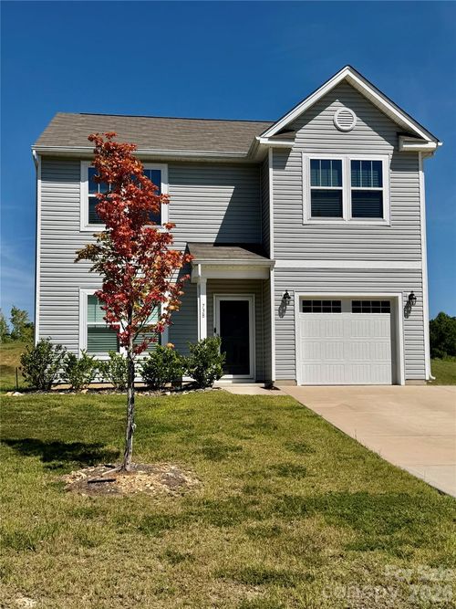 738 Yorkshire Dr, Albemarle, NC, 28001-9166 | Card Image