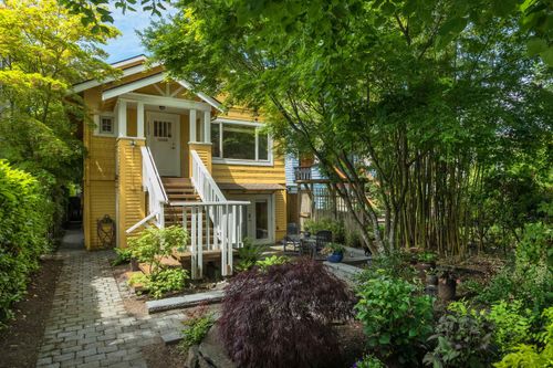 1351 Maple St, Vancouver, BC, V6J3S1 | Card Image
