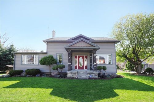 681 Sawmill Rd, Bloomingdale, ON, N0B1K0 | Card Image