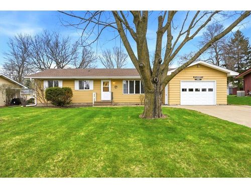 1430 8th Ave, Baldwin, WI, 54002-9362 | Card Image