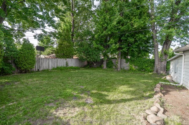 412 Leitch Dr, House other with 3 bedrooms, 2 bathrooms and 5 parking in Cornwall ON | Image 36