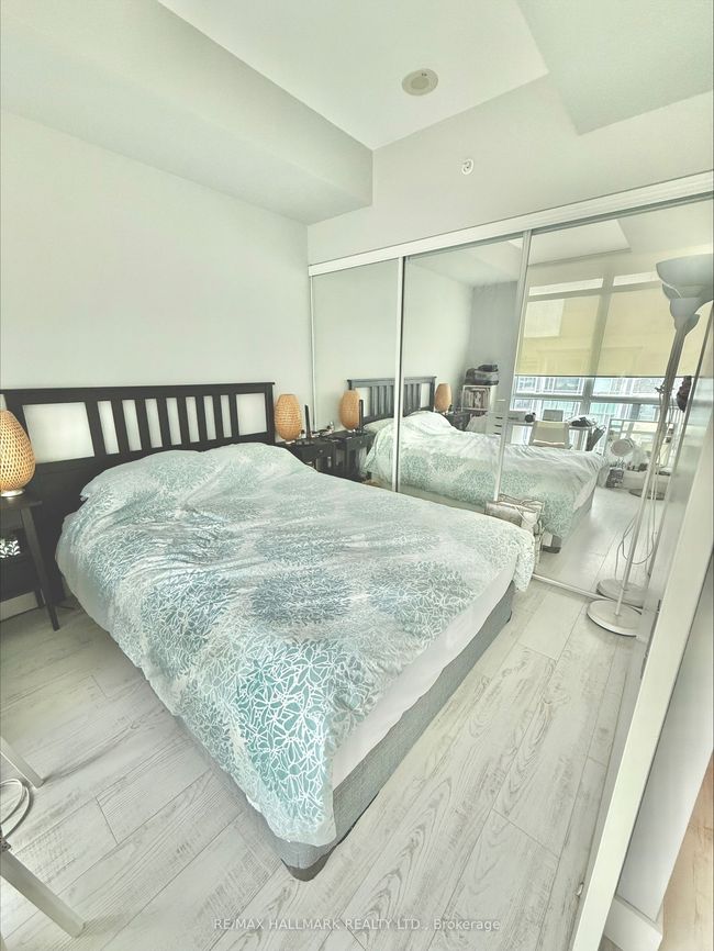1508 - 39 Sherbourne St, Condo with 2 bedrooms, 1 bathrooms and 1 parking in Toronto ON | Image 8