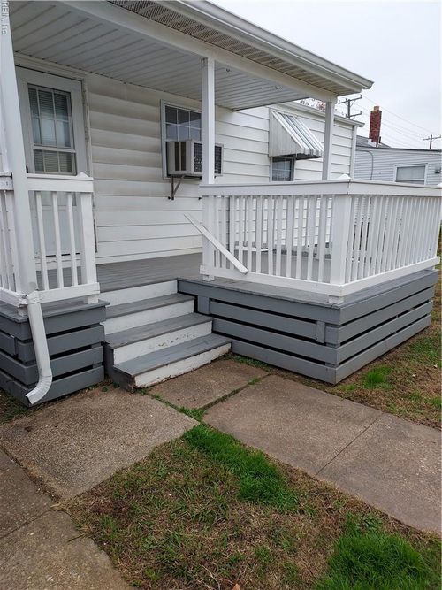 140 Greenbrier Ave, Norfolk, VA, 23505-1144 | Card Image