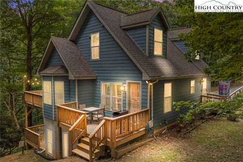132 Heather Ln, Banner Elk, NC, 28604-7276 | Card Image