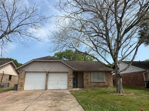 4223 Steep Rock Drive, Pasadena, TX, 77504 | Card Image