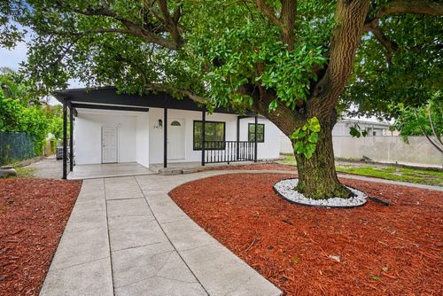 5472 Nw 1st Ave, Oakland Park, FL, 33309-2301 | Card Image