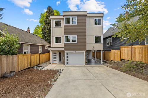715 28th Ave S, Seattle, WA, 98144-3178 | Card Image