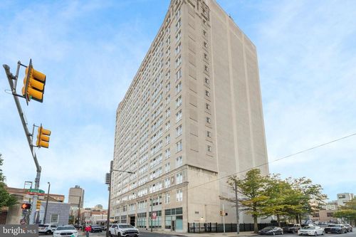 apt-p211-1100 Vine St, PHILADELPHIA, PA, 19107-1714 | Card Image