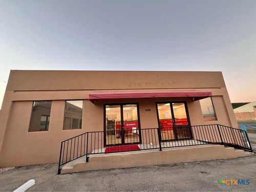 1578 Fm 2673, Canyon Lake, TX, 78133-4536 | Card Image