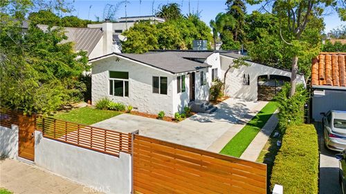 2216 Veteran Ave, Los Angeles, CA, 90024-1949 | Card Image