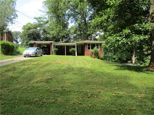 1147 Enota Cir Ne, Gainesville, GA, 30501-1923 | Card Image