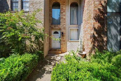 apt-33-727 Bunker Hill Rd, Houston, TX, 77024-4421 | Card Image