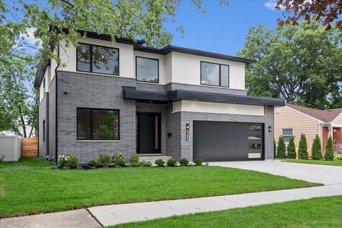 7022 Palma Ln, Morton Grove, IL, 60053-1224 | Card Image