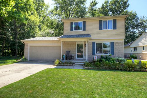 39615 Kirkland Dr, Canton, MI, 48188-1537 | Card Image