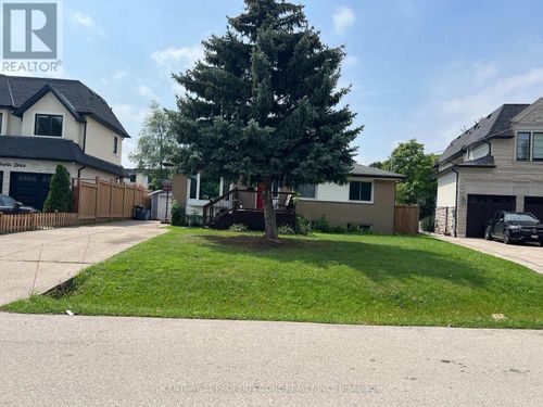 556 Sherin Dr, Oakville, ON, L6L4J8 | Card Image