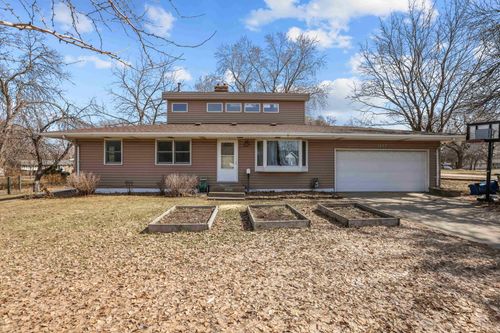 5492 Altura Rd Ne, Fridley, MN, 55421-1145 | Card Image