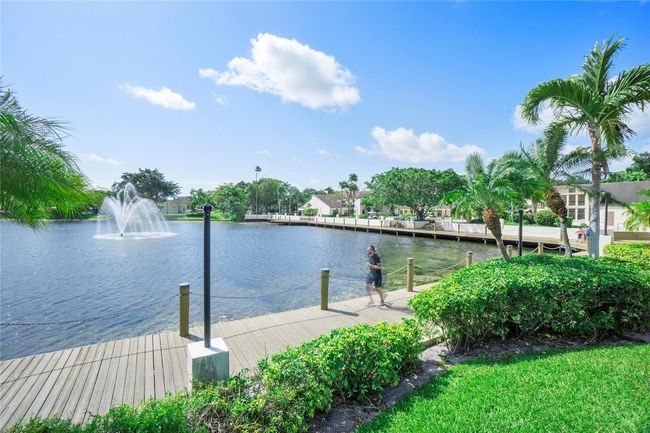 4306 Carambola Cir N, Townhouse with 2 bedrooms, 3 bathrooms and null parking in Coconut Creek FL | Image 40