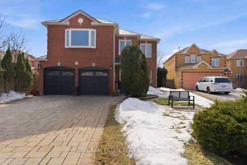 14 Oldfield Crt, Ajax, ON, L1T3S6 | Card Image