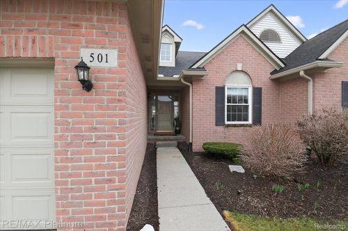 501 Snowfall Ct, Howell, MI, 48843-7378 | Card Image