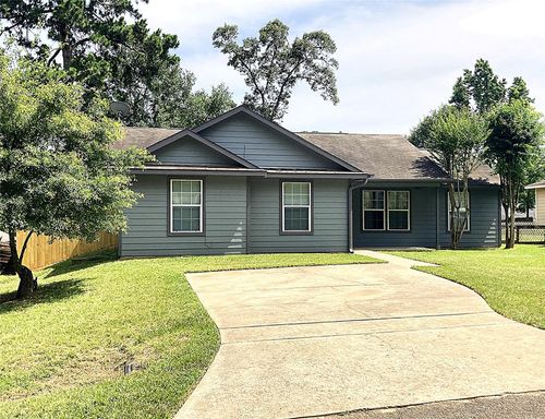 10479 Royal Tricia Dr, Conroe, TX, 77303 | Card Image