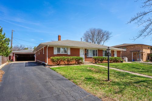 4134-4132-4134 Crosby St, Rockford, IL, 61107-4912 | Card Image