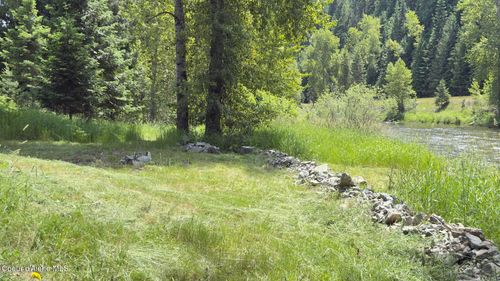 10832 Old River Rd, Kingston, ID, 83839-8722 | Card Image