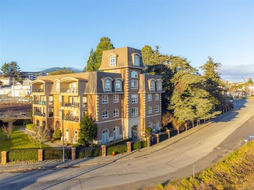 404-104 Esplanade St, Nanaimo, BC, V9R0G6 | Card Image