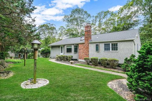 25 Woodville Rd, Shoreham, NY, 11786-1301 | Card Image