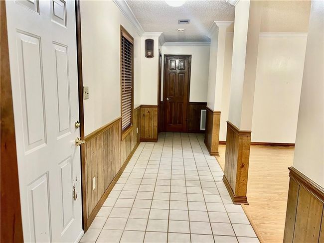 Foyer | Image 11