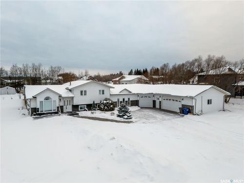 209 1 St W, Pierceland, SK, S0M2K0 | Card Image
